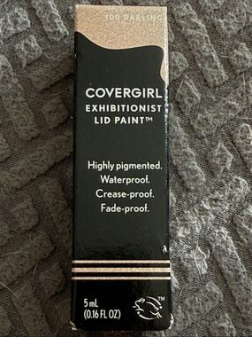 COVERGIRL Exhibitionist Lid Paint - 100 Darling (Champagne Beige)